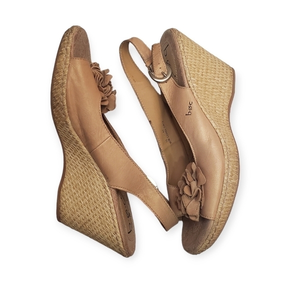 BOC Born Concept Leather Wedges Flower Sandals Size 10 Slingback Tan Open Toe - Picture 2 of 10
